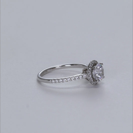 Luxurious Round Cut Diamond Halo Ring